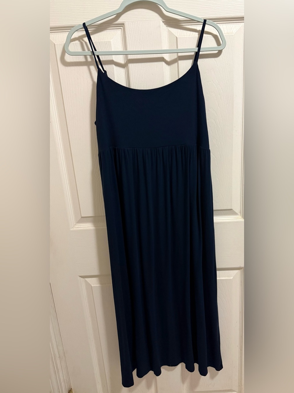 Old Navy Navy Spaghetti-Strap Maxi Dress